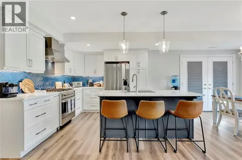 14 Hudson Drive Brantford ON N3T 5L7