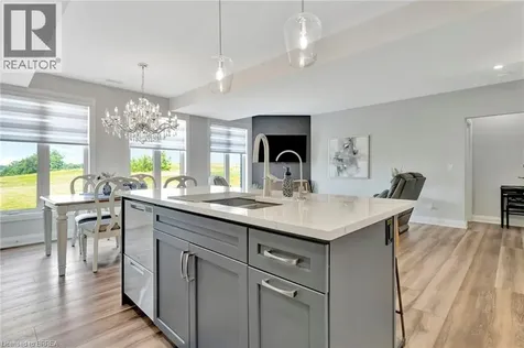 14 Hudson Drive Brantford ON N3T 5L7