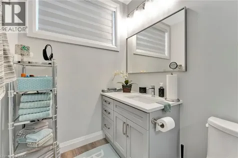 14 Hudson Drive Brantford ON N3T 5L7