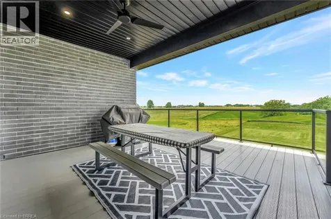 14 Hudson Drive Brantford ON N3T 5L7