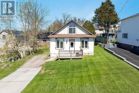 5 Scott Street Penetanguishene ON L9M 1N1