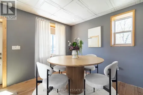 5 Scott Street Penetanguishene ON L9M 1N1