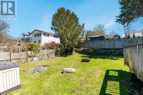 5 Scott Street Penetanguishene ON L9M 1N1