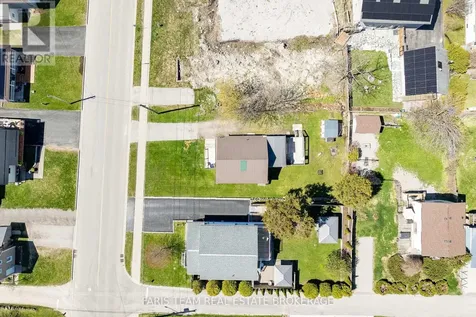 5 Scott Street Penetanguishene ON L9M 1N1