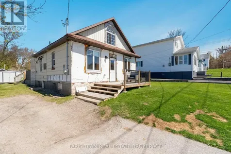 5 Scott Street Penetanguishene ON L9M 1N1