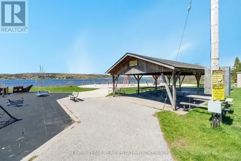 5 Scott Street Penetanguishene ON L9M 1N1
