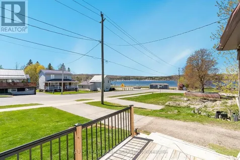 5 Scott Street Penetanguishene ON L9M 1N1