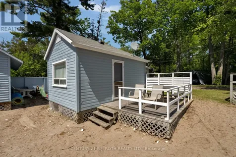 2026 Tiny Beaches Road South Tiny ON L0L 1P1