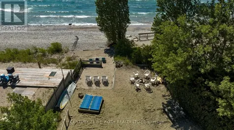 2026 Tiny Beaches Road South Tiny ON L0L 1P1