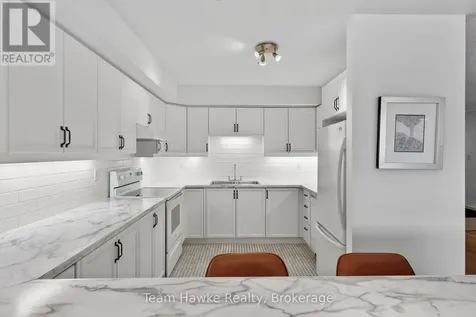4 Beck Boulevard Penetanguishene ON L9M 2H3