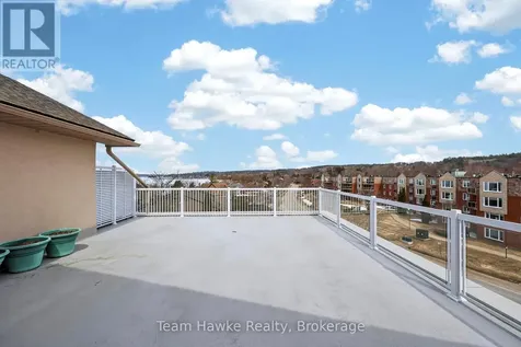 4 Beck Boulevard Penetanguishene ON L9M 2H3