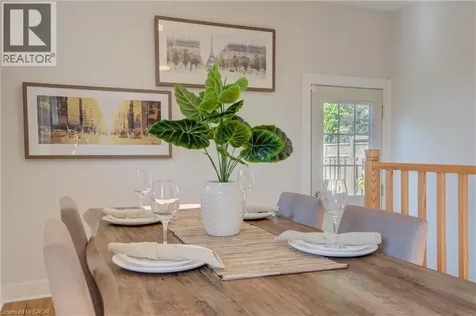 68 Kingslea Drive Hamilton ON L8T 4A3