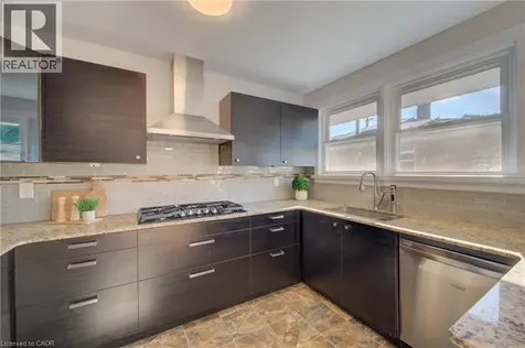 68 Kingslea Drive Hamilton ON L8T 4A3