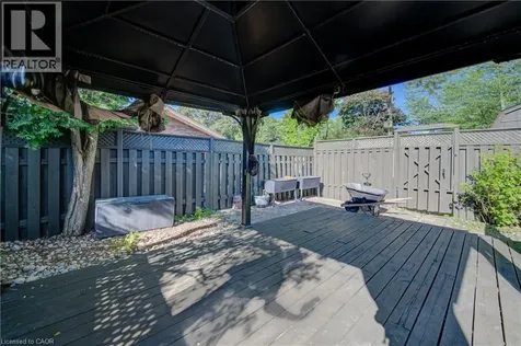 68 Kingslea Drive Hamilton ON L8T 4A3