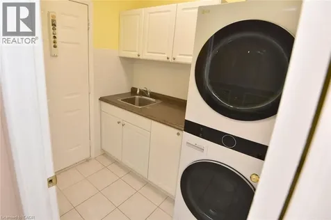 60 Rice Avenue Hamilton ON L9C 7S3
