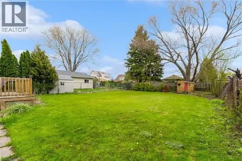 95 Dana Drive Hamilton ON L9L 3H9
