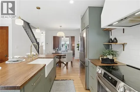 14 Cumberland Avenue Hamilton ON L8M 1Y7