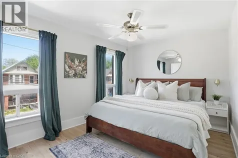 14 Cumberland Avenue Hamilton ON L8M 1Y7