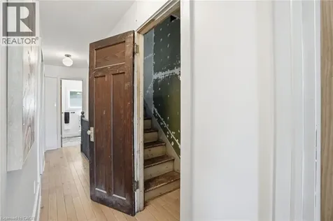 14 Cumberland Avenue Hamilton ON L8M 1Y7