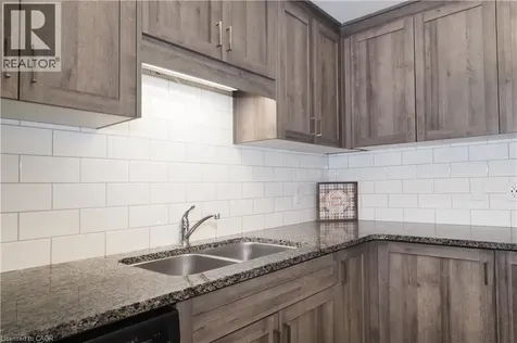 25 Isherwood Avenue Cambridge ON N1R 0E2