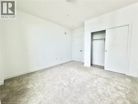 1438 Highland Road West Kitchener ON N2N 0C8