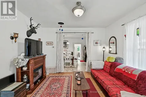 23 Elizabeth Street Brighton ON K0K 1H0