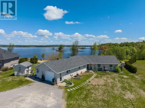 11 Fairway Drive Petawawa ON K8A 8N2