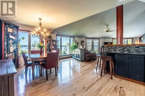 11 Fairway Drive Petawawa ON K8A 8N2