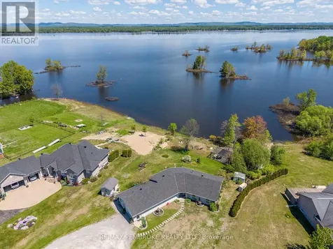11 Fairway Drive Petawawa ON K8A 8N2