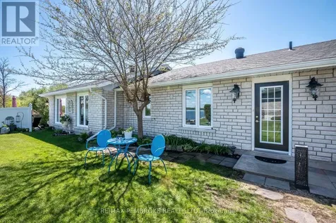 11 Fairway Drive Petawawa ON K8A 8N2