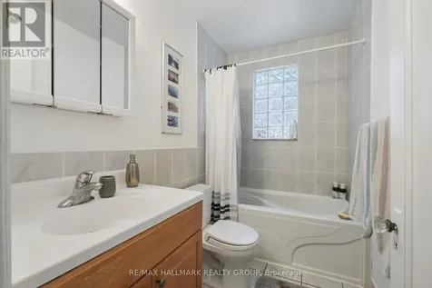 20 Fern Avenue Ottawa ON K1Y 3S1