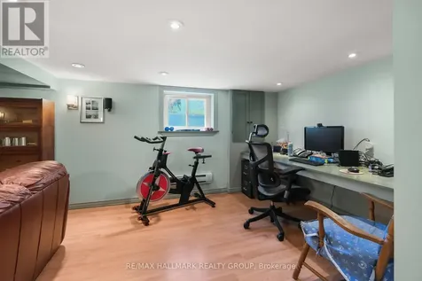 20 Fern Avenue Ottawa ON K1Y 3S1
