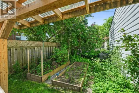 20 Fern Avenue Ottawa ON K1Y 3S1