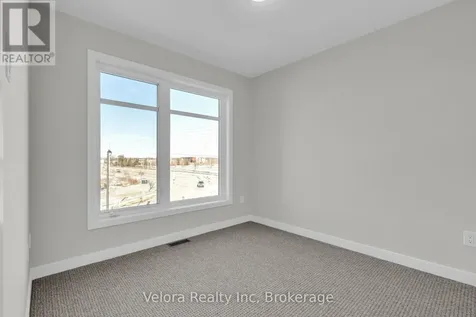 118 Venasque Ottawa ON K4A 5M2