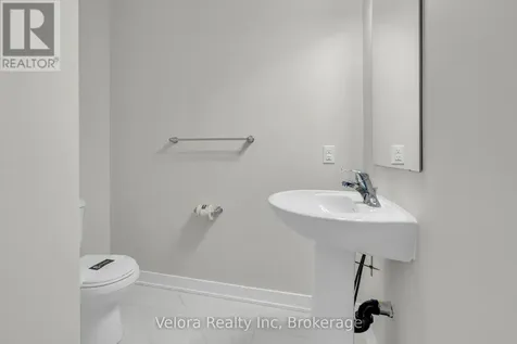 118 Venasque Ottawa ON K4A 5M2