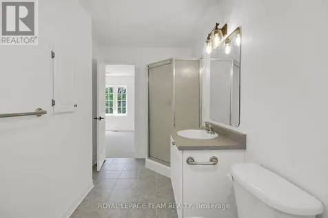 190 Saddlesmith Circle Ottawa ON K2M 2Y6