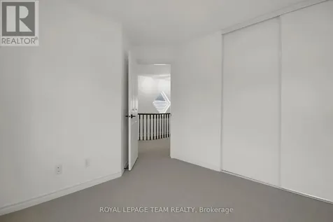 190 Saddlesmith Circle Ottawa ON K2M 2Y6