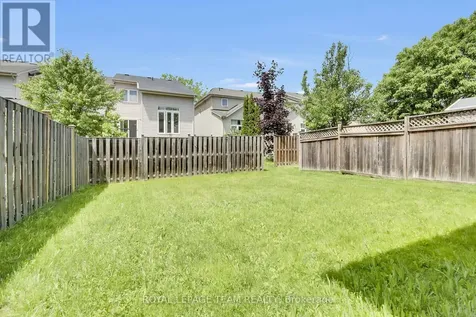 190 Saddlesmith Circle Ottawa ON K2M 2Y6