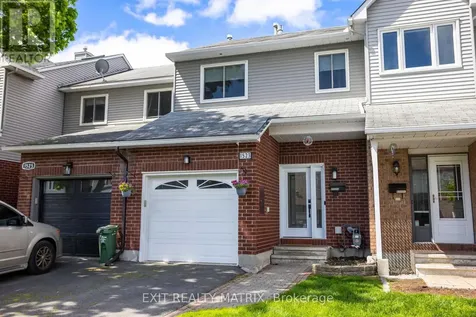 1523 Briarfield Crescent Ottawa ON K4A 1Z9