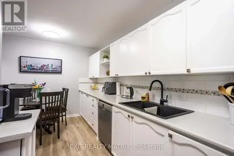 1523 Briarfield Crescent Ottawa ON K4A 1Z9