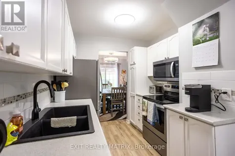 1523 Briarfield Crescent Ottawa ON K4A 1Z9