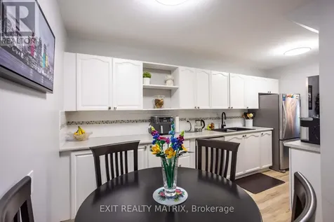 1523 Briarfield Crescent Ottawa ON K4A 1Z9