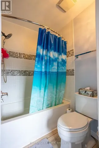 1523 Briarfield Crescent Ottawa ON K4A 1Z9