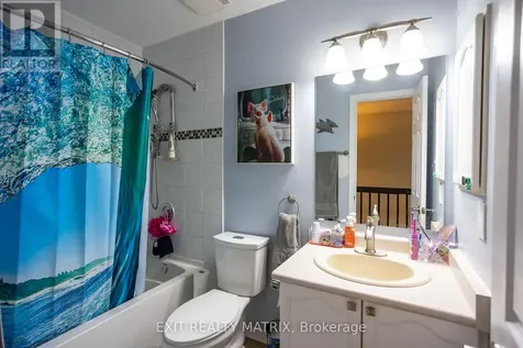 1523 Briarfield Crescent Ottawa ON K4A 1Z9