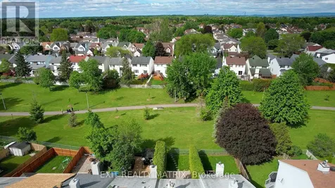 1523 Briarfield Crescent Ottawa ON K4A 1Z9