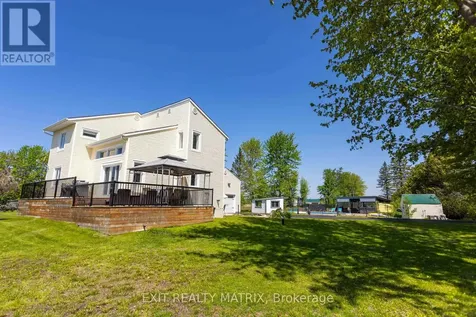 912 Eadie Road Russell ON K4R 1E5