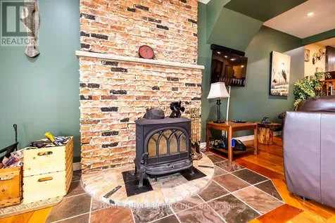 275 Aldred Drive Scugog ON L9L 1B6