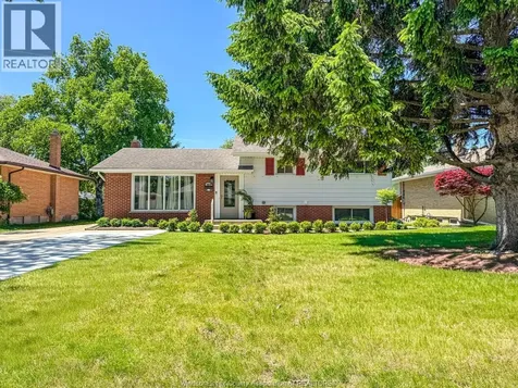 4013 Longfellow Windsor ON N9G 2B5