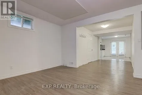 2768 Davis Drive East Gwillimbury ON L3Y 4W1