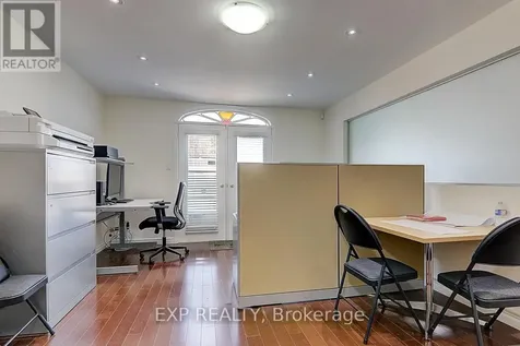 2768 Davis Drive East Gwillimbury ON L3Y 4W1